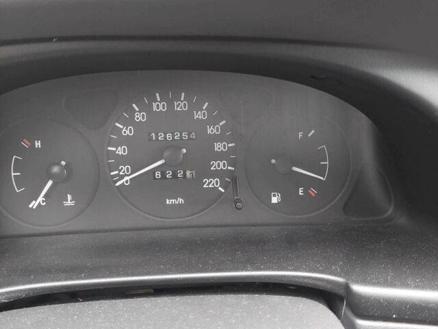 Білий ЗАЗ Ланос, об'ємом двигуна 0 л та пробігом 126 тис. км за 200 $, фото 6 на Automoto.ua