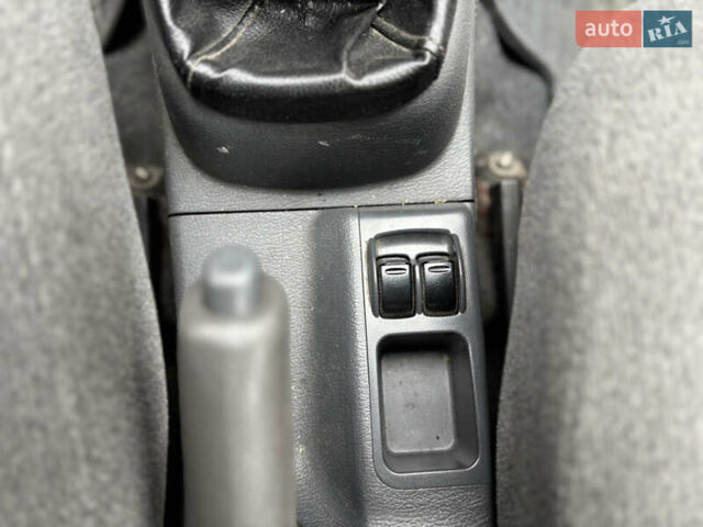 Білий ЗАЗ Ланос, об'ємом двигуна 1.5 л та пробігом 272 тис. км за 1450 $, фото 4 на Automoto.ua