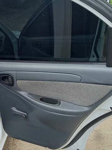 Белый ЗАЗ Ланос, объемом двигателя 1.5 л и пробегом 91 тыс. км за 3200 $, фото 13 на Automoto.ua