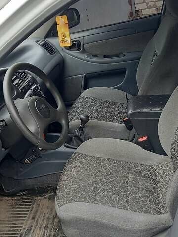 Белый ЗАЗ Ланос, объемом двигателя 1.5 л и пробегом 91 тыс. км за 3200 $, фото 7 на Automoto.ua