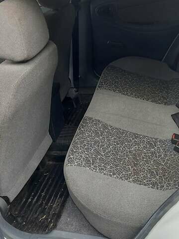 Белый ЗАЗ Ланос, объемом двигателя 1.5 л и пробегом 91 тыс. км за 3200 $, фото 8 на Automoto.ua