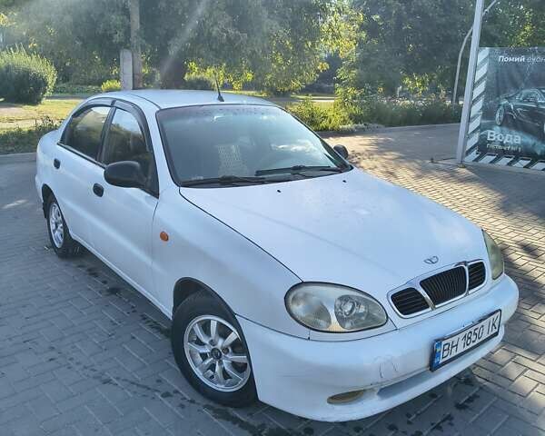 Білий ЗАЗ Ланос, об'ємом двигуна 1.5 л та пробігом 218 тис. км за 2500 $, фото 1 на Automoto.ua