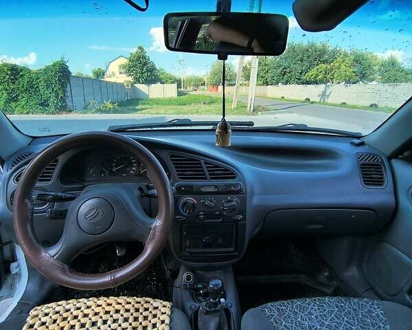 Білий ЗАЗ Ланос, об'ємом двигуна 1.5 л та пробігом 218 тис. км за 2500 $, фото 6 на Automoto.ua