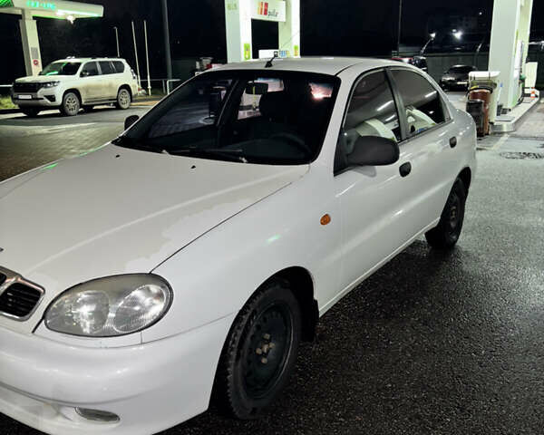 Белый ЗАЗ Ланос, объемом двигателя 1.5 л и пробегом 255 тыс. км за 1950 $, фото 1 на Automoto.ua