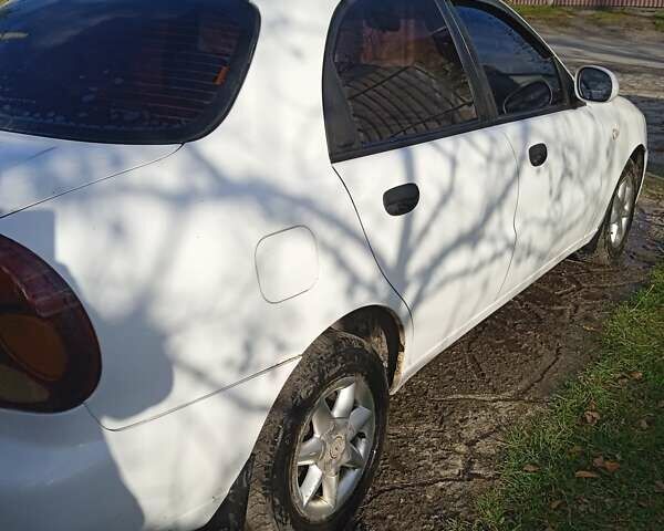 Белый ЗАЗ Ланос, объемом двигателя 1.4 л и пробегом 144 тыс. км за 3200 $, фото 5 на Automoto.ua