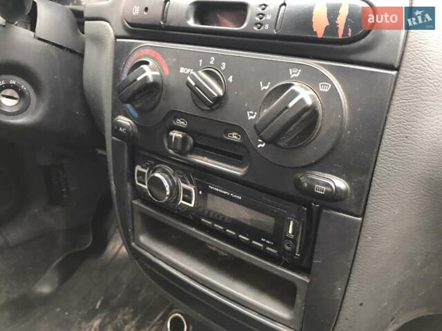 Белый ЗАЗ Ланос, объемом двигателя 1.5 л и пробегом 150 тыс. км за 1750 $, фото 9 на Automoto.ua