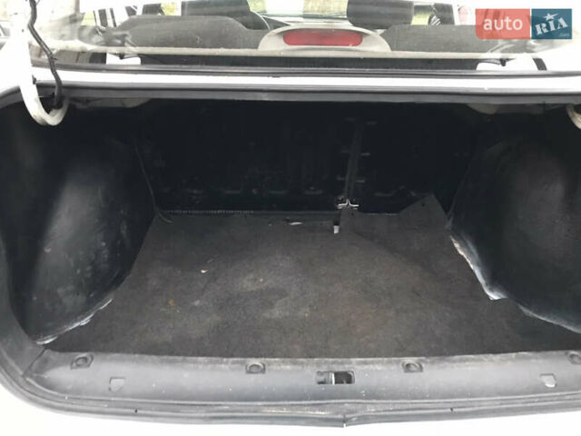 Белый ЗАЗ Ланос, объемом двигателя 1.5 л и пробегом 150 тыс. км за 1750 $, фото 6 на Automoto.ua