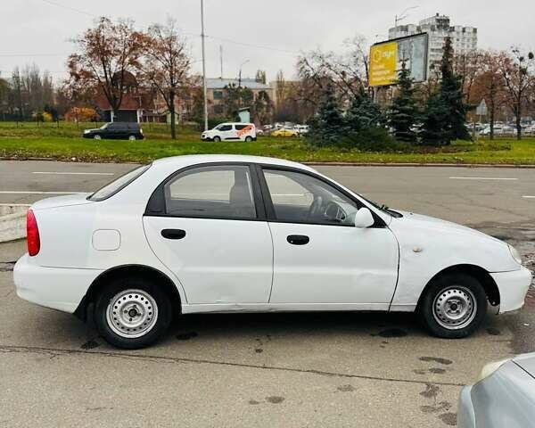 Белый ЗАЗ Ланос, объемом двигателя 1.4 л и пробегом 105 тыс. км за 1999 $, фото 9 на Automoto.ua