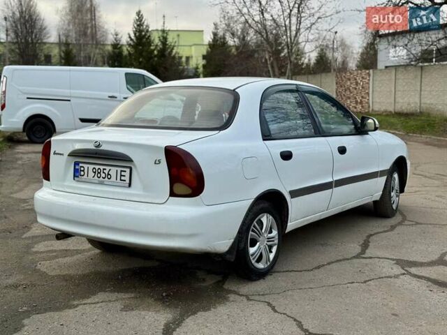 Белый ЗАЗ Ланос, объемом двигателя 1.5 л и пробегом 280 тыс. км за 2000 $, фото 2 на Automoto.ua