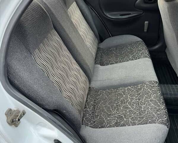 Белый ЗАЗ Ланос, объемом двигателя 1.5 л и пробегом 280 тыс. км за 2000 $, фото 10 на Automoto.ua