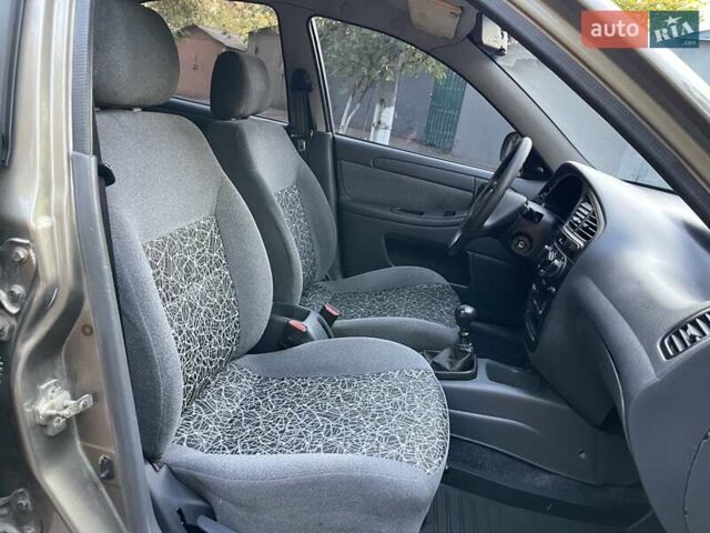 Бежевий ЗАЗ Ланос, об'ємом двигуна 1.5 л та пробігом 137 тис. км за 3700 $, фото 14 на Automoto.ua