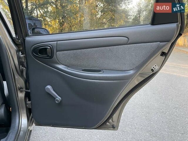 Бежевий ЗАЗ Ланос, об'ємом двигуна 1.5 л та пробігом 137 тис. км за 3700 $, фото 13 на Automoto.ua