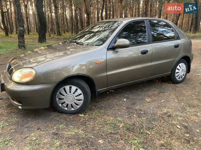 Бежевий ЗАЗ Ланос, об'ємом двигуна 1.5 л та пробігом 129 тис. км за 2900 $, фото 2 на Automoto.ua