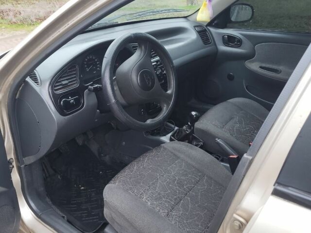 Бежевый ЗАЗ Ланос, объемом двигателя 1.3 л и пробегом 250 тыс. км за 1550 $, фото 7 на Automoto.ua