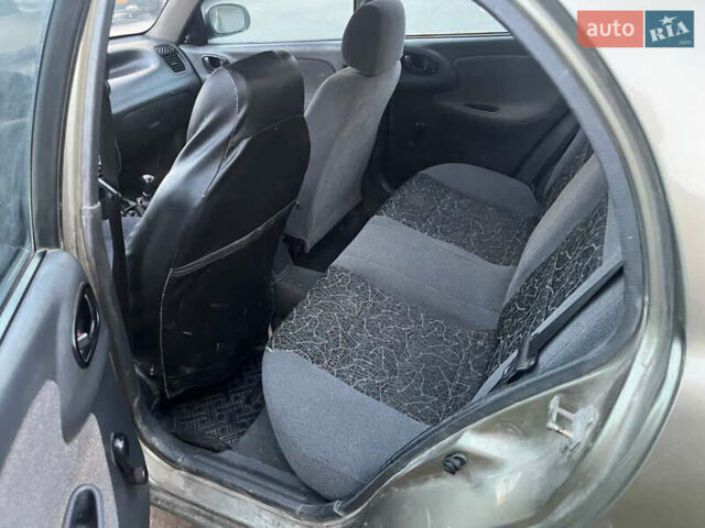 Бежевий ЗАЗ Ланос, об'ємом двигуна 1.4 л та пробігом 333 тис. км за 1150 $, фото 9 на Automoto.ua