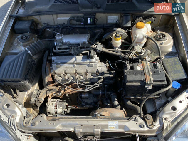 Бежевий ЗАЗ Ланос, об'ємом двигуна 1.39 л та пробігом 73 тис. км за 2000 $, фото 11 на Automoto.ua