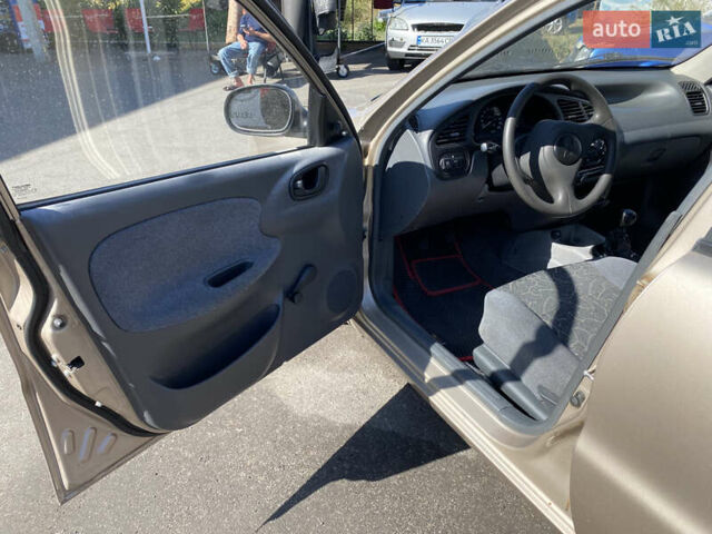 Бежевий ЗАЗ Ланос, об'ємом двигуна 1.39 л та пробігом 73 тис. км за 2000 $, фото 9 на Automoto.ua