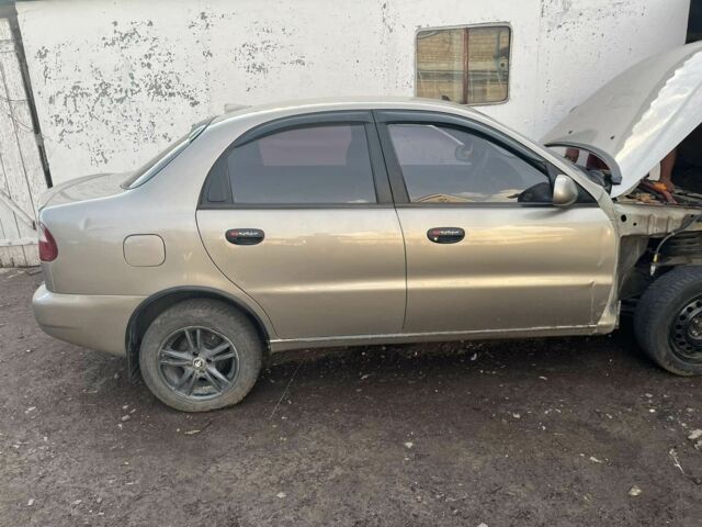 Бежевый ЗАЗ Ланос, объемом двигателя 1.5 л и пробегом 210 тыс. км за 2500 $, фото 7 на Automoto.ua