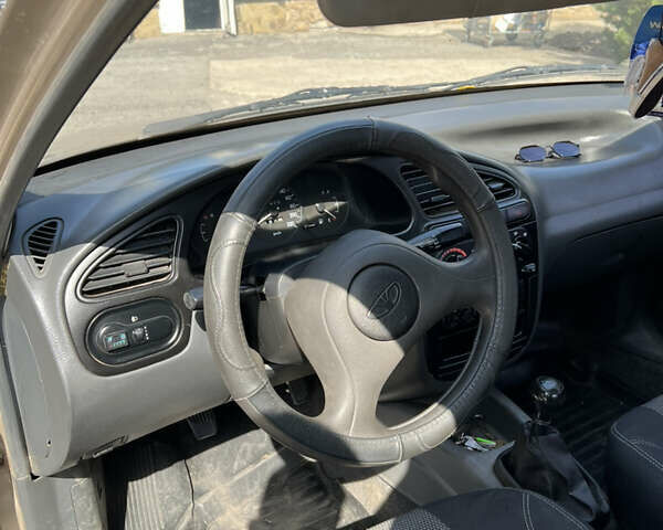 Бежевый ЗАЗ Ланос, объемом двигателя 1.39 л и пробегом 215 тыс. км за 2300 $, фото 5 на Automoto.ua