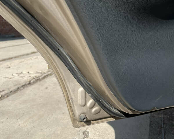 Бежевый ЗАЗ Ланос, объемом двигателя 1.39 л и пробегом 215 тыс. км за 2300 $, фото 8 на Automoto.ua