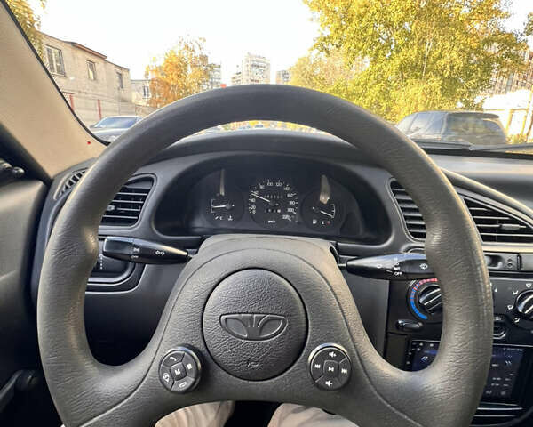 Бежевий ЗАЗ Ланос, об'ємом двигуна 1.4 л та пробігом 130 тис. км за 2360 $, фото 9 на Automoto.ua