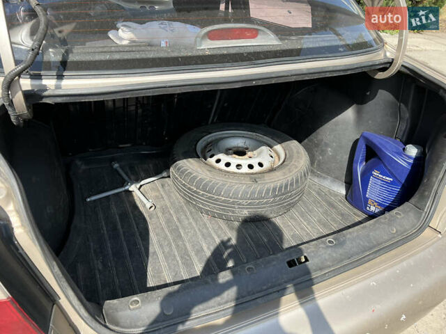 Бежевый ЗАЗ Ланос, объемом двигателя 1.39 л и пробегом 215 тыс. км за 2300 $, фото 12 на Automoto.ua