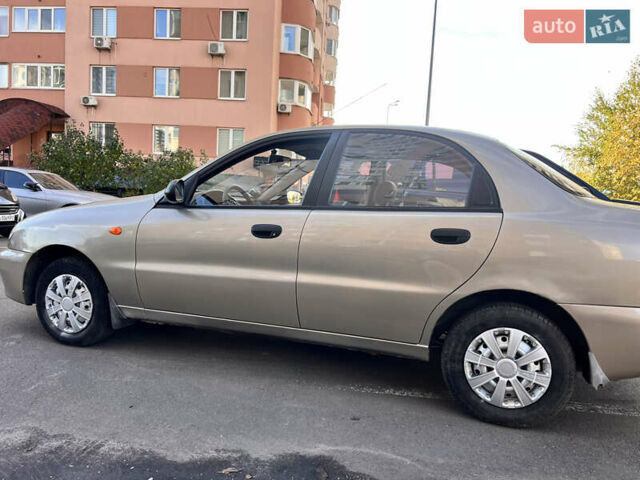 Бежевий ЗАЗ Ланос, об'ємом двигуна 1.4 л та пробігом 130 тис. км за 2360 $, фото 14 на Automoto.ua