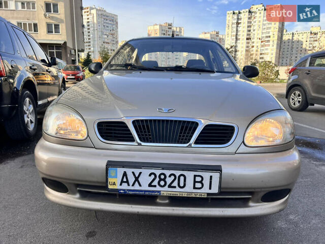 Бежевий ЗАЗ Ланос, об'ємом двигуна 1.4 л та пробігом 130 тис. км за 2360 $, фото 10 на Automoto.ua