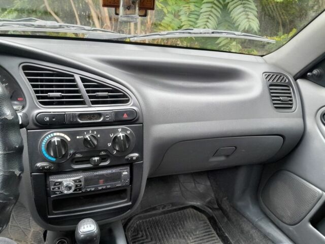 Бежевый ЗАЗ Ланос, объемом двигателя 1.5 л и пробегом 292 тыс. км за 2650 $, фото 2 на Automoto.ua