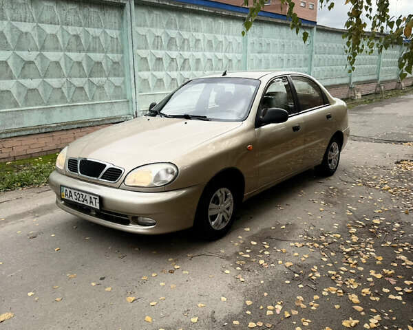 Бежевый ЗАЗ Ланос, объемом двигателя 1.5 л и пробегом 180 тыс. км за 2400 $, фото 1 на Automoto.ua