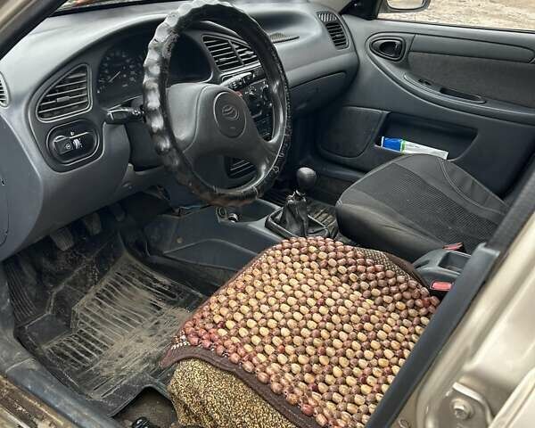 Бежевый ЗАЗ Ланос, объемом двигателя 1.5 л и пробегом 367 тыс. км за 1700 $, фото 5 на Automoto.ua