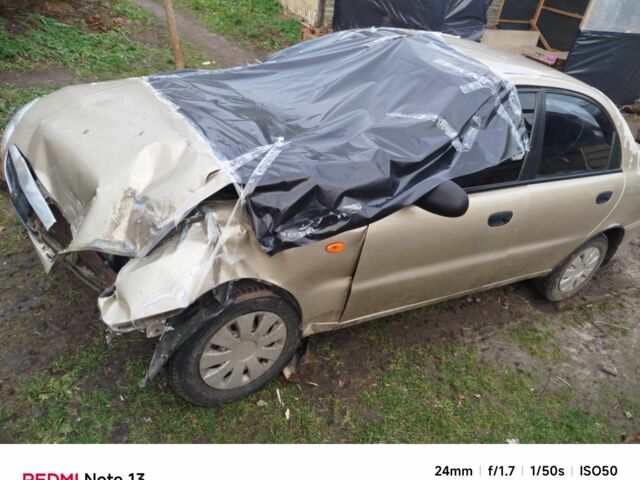 Бежевий ЗАЗ Ланос, об'ємом двигуна 0 л та пробігом 200 тис. км за 1064 $, фото 3 на Automoto.ua