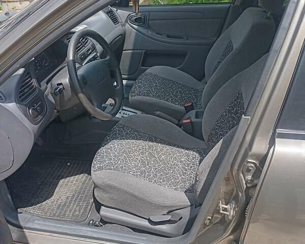 Бежевий ЗАЗ Ланос, об'ємом двигуна 1.4 л та пробігом 104 тис. км за 3200 $, фото 7 на Automoto.ua