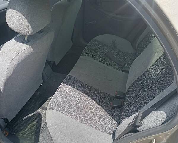 Бежевий ЗАЗ Ланос, об'ємом двигуна 1.4 л та пробігом 104 тис. км за 3200 $, фото 6 на Automoto.ua