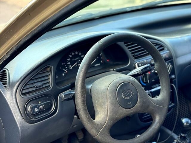 Бежевый ЗАЗ Ланос, объемом двигателя 1.5 л и пробегом 0 тыс. км за 2000 $, фото 3 на Automoto.ua