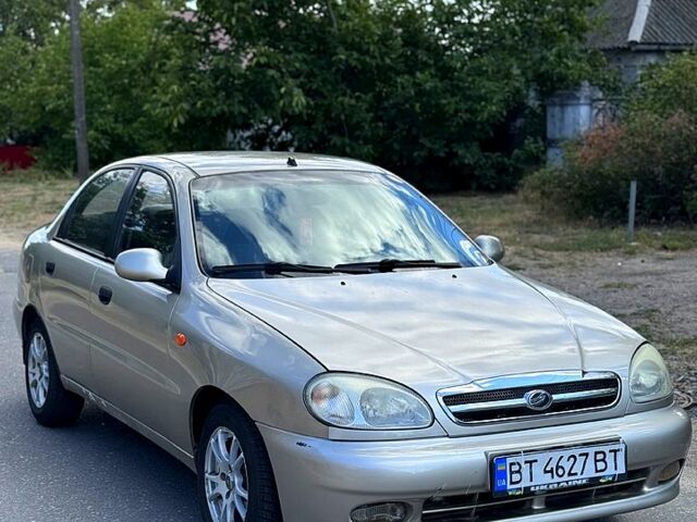 Бежевый ЗАЗ Ланос, объемом двигателя 1.5 л и пробегом 0 тыс. км за 2000 $, фото 1 на Automoto.ua