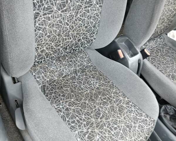 Бежевий ЗАЗ Ланос, об'ємом двигуна 1.5 л та пробігом 175 тис. км за 3300 $, фото 9 на Automoto.ua