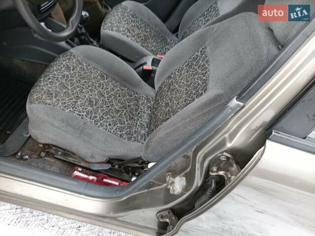 Бежевий ЗАЗ Ланос, об'ємом двигуна 1.5 л та пробігом 175 тис. км за 3300 $, фото 8 на Automoto.ua