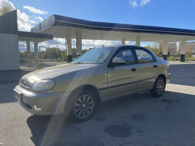 Бежевий ЗАЗ Ланос, об'ємом двигуна 1.4 л та пробігом 194 тис. км за 3399 $, фото 5 на Automoto.ua