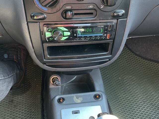 Бежевий ЗАЗ Ланос, об'ємом двигуна 1.4 л та пробігом 194 тис. км за 3399 $, фото 9 на Automoto.ua