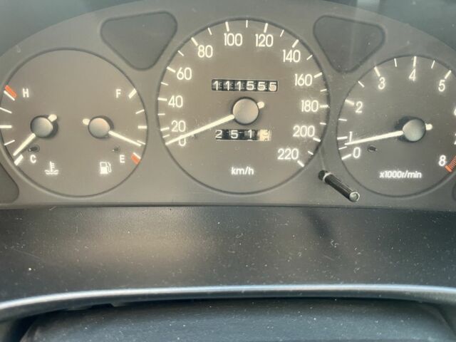 Чорний ЗАЗ Ланос, об'ємом двигуна 1.4 л та пробігом 112 тис. км за 3300 $, фото 5 на Automoto.ua