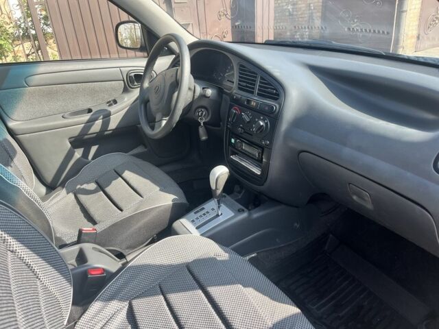 Чорний ЗАЗ Ланос, об'ємом двигуна 1.4 л та пробігом 112 тис. км за 3300 $, фото 6 на Automoto.ua