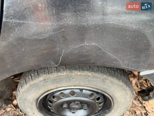 Черный ЗАЗ Ланос, объемом двигателя 1.4 л и пробегом 280 тыс. км за 850 $, фото 5 на Automoto.ua