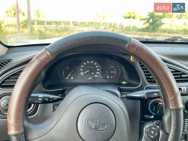 Чорний ЗАЗ Ланос, об'ємом двигуна 1.39 л та пробігом 219 тис. км за 2700 $, фото 8 на Automoto.ua