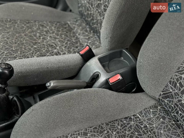 Черный ЗАЗ Ланос, объемом двигателя 1.5 л и пробегом 157 тыс. км за 2300 $, фото 32 на Automoto.ua