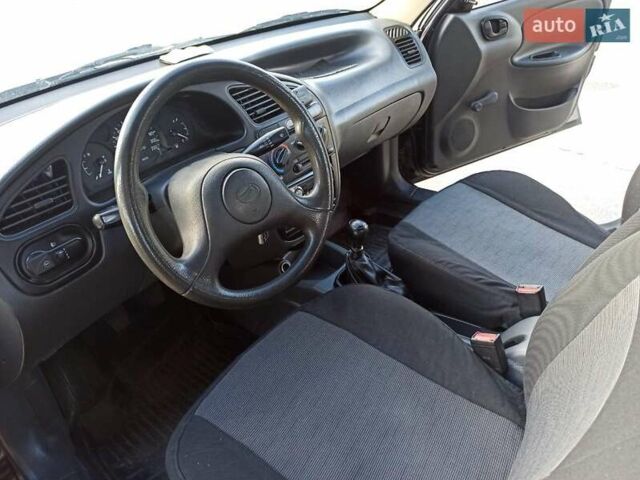 Черный ЗАЗ Ланос, объемом двигателя 1.6 л и пробегом 199 тыс. км за 2800 $, фото 5 на Automoto.ua