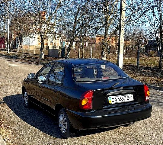 Черный ЗАЗ Ланос, объемом двигателя 15 л и пробегом 220 тыс. км за 1790 $, фото 4 на Automoto.ua