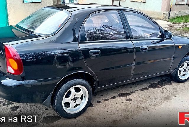 Черный ЗАЗ Ланос, объемом двигателя 1.5 л и пробегом 68 тыс. км за 3300 $, фото 4 на Automoto.ua