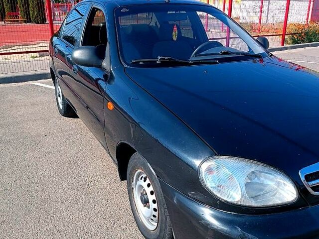 Чорний ЗАЗ Ланос, об'ємом двигуна 1.5 л та пробігом 225 тис. км за 2399 $, фото 1 на Automoto.ua