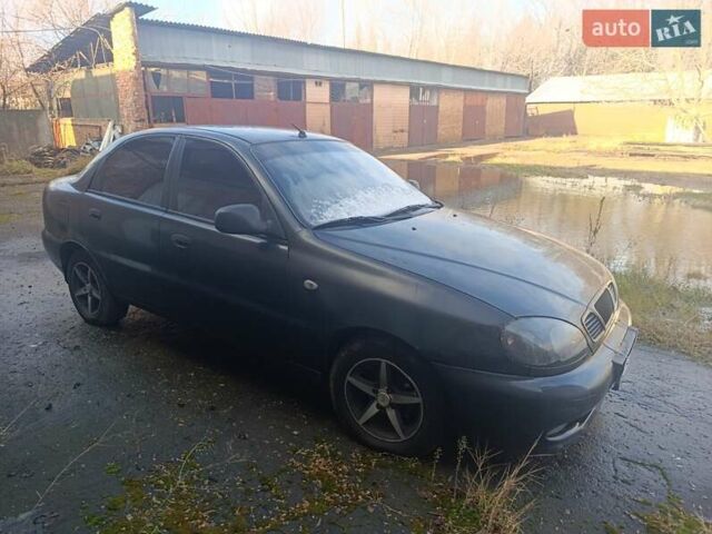 Черный ЗАЗ Ланос, объемом двигателя 1.5 л и пробегом 350 тыс. км за 1900 $, фото 1 на Automoto.ua